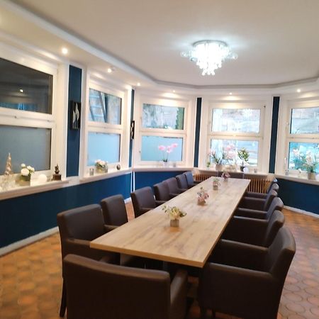 Hotel Радеформвальд Екстер'єр фото
