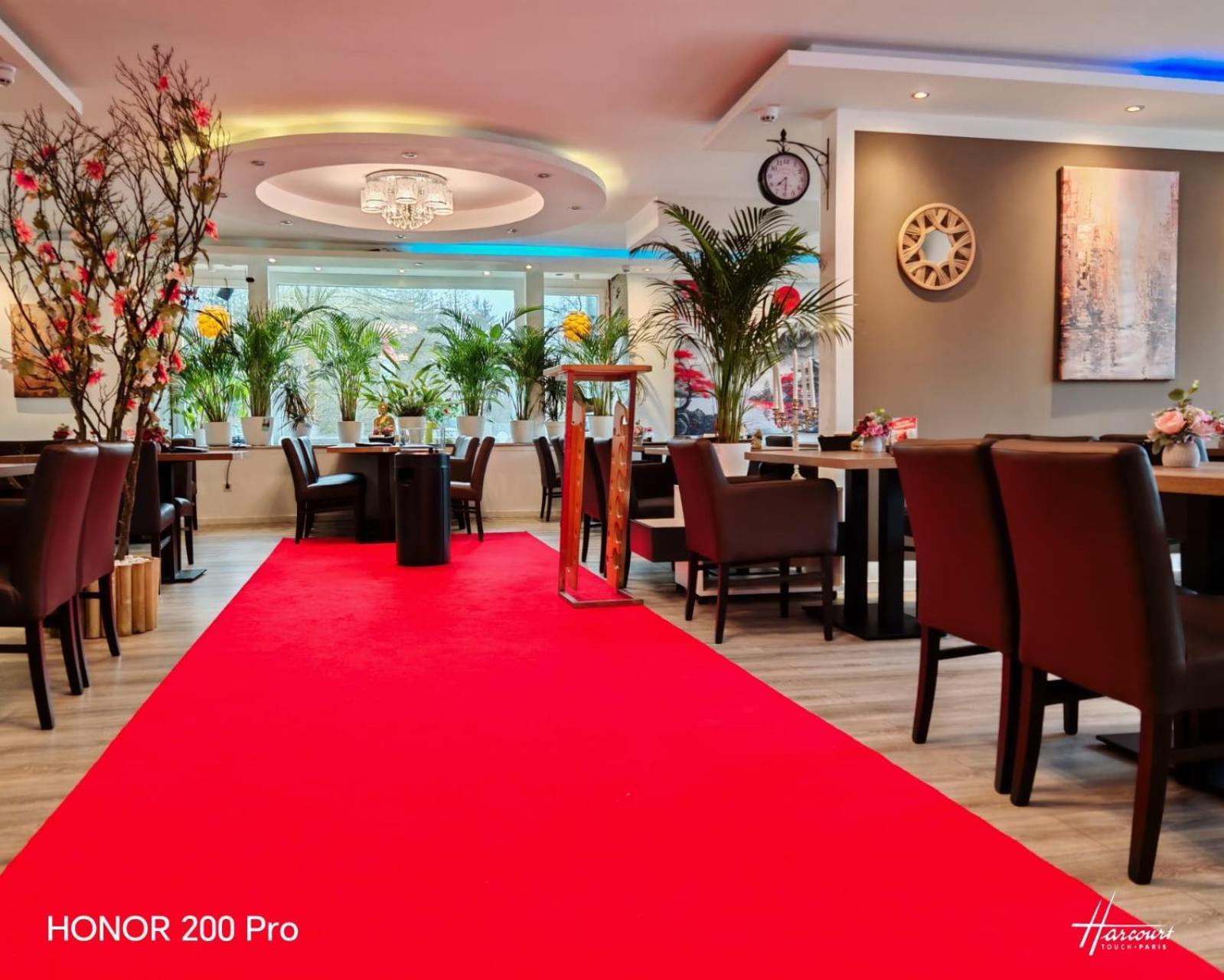 Hotel Радеформвальд Екстер'єр фото